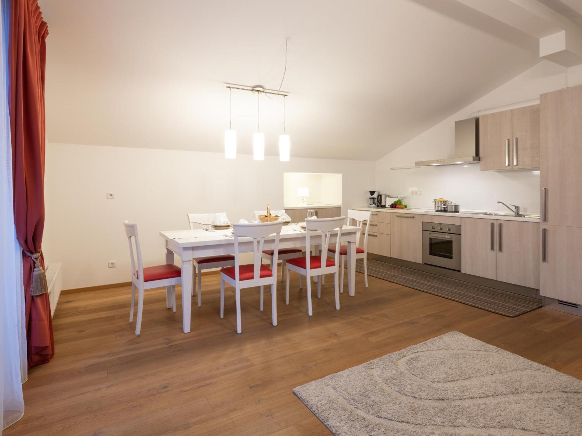 Residence Iris Olang Eksteriør bilde
